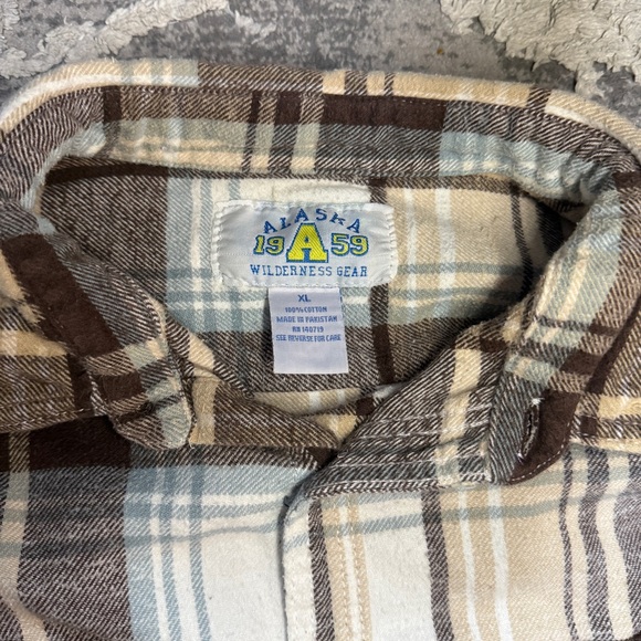 Reworked Flannel - Picture 9 of 9